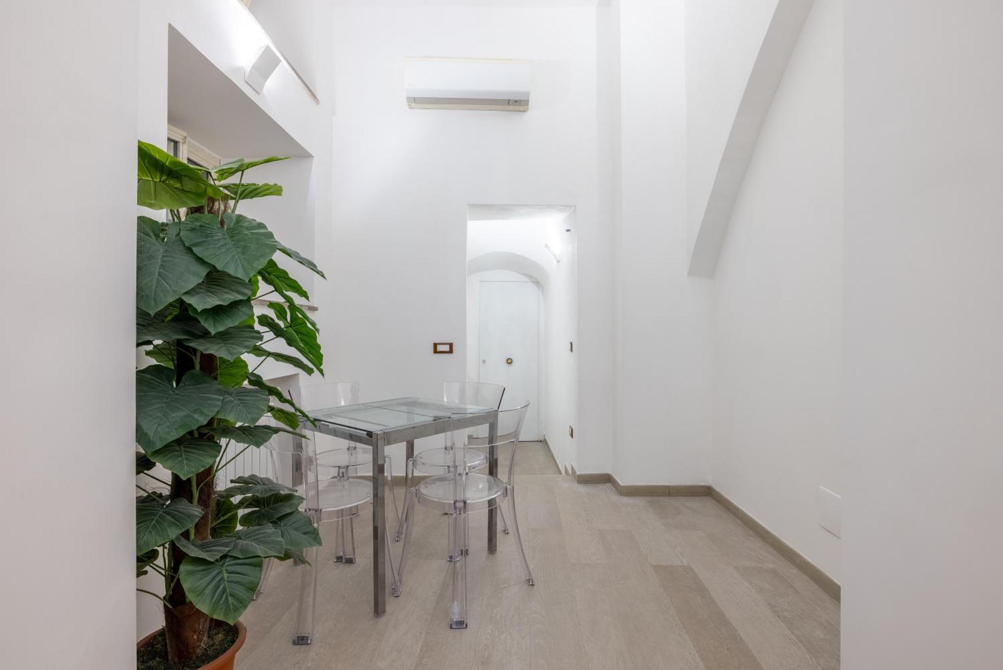 Lovely Studio Apartment - Capocci Rome Bagian luar foto