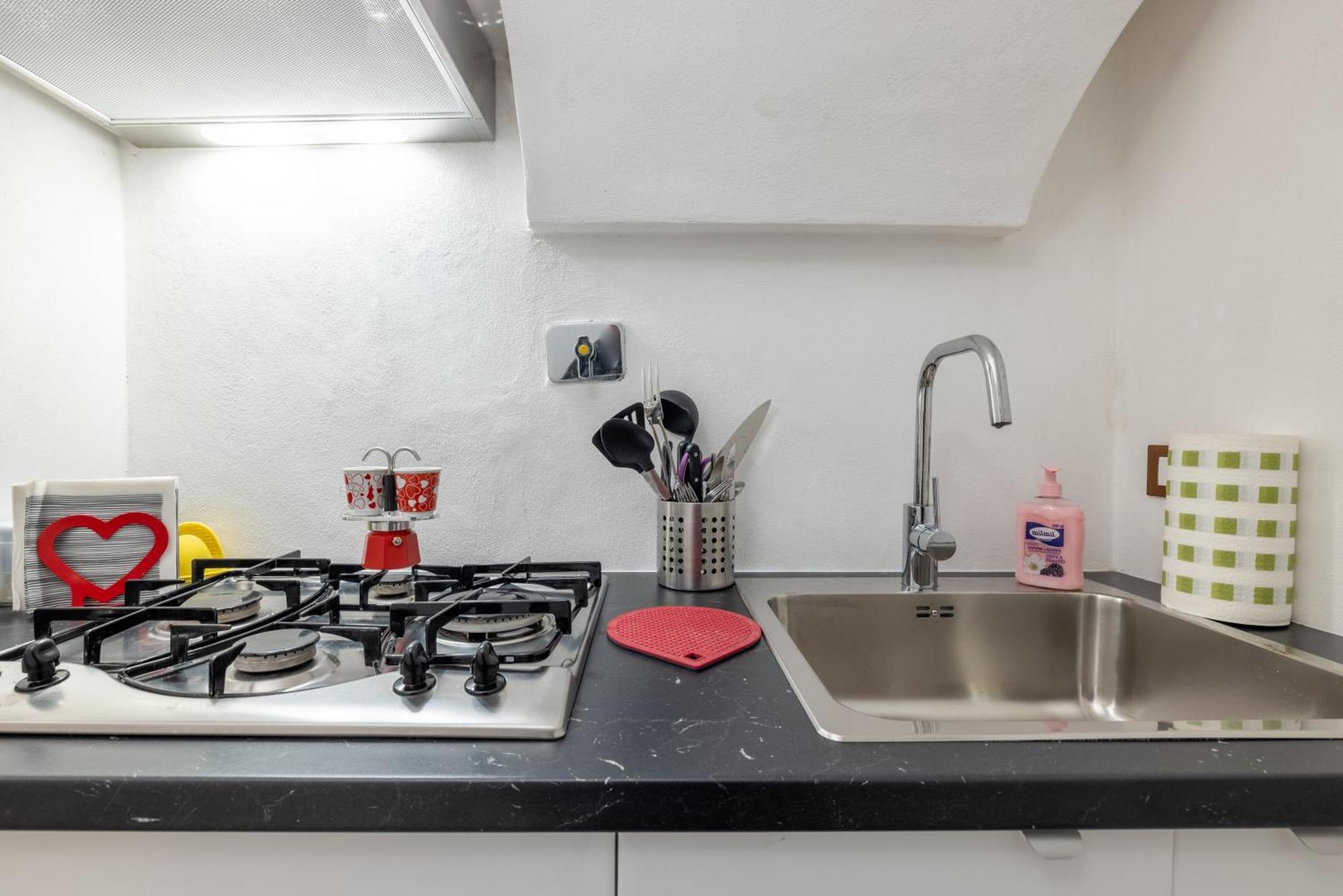 Lovely Studio Apartment - Capocci Rome Bagian luar foto